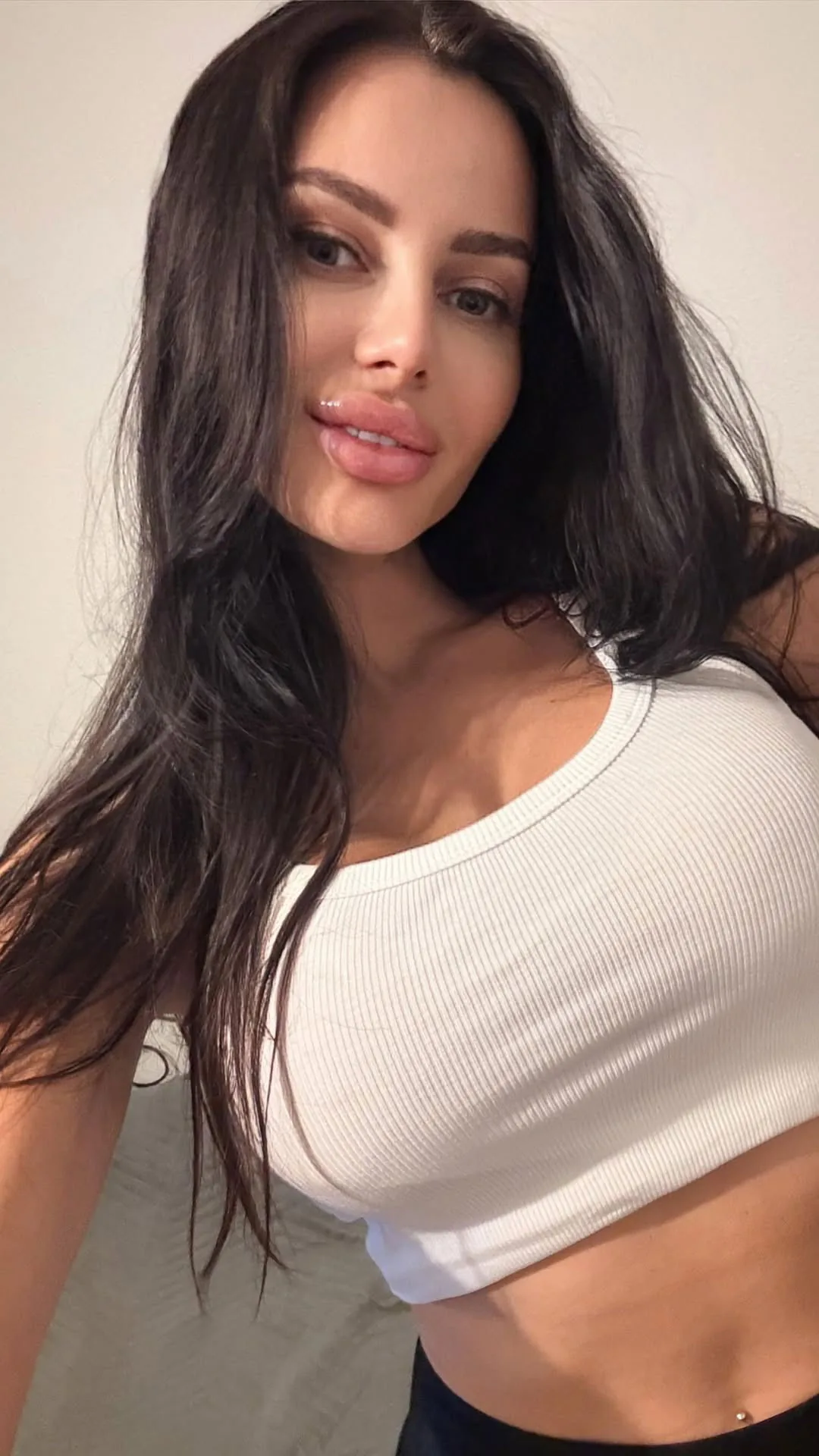 Emma escort Bogotá